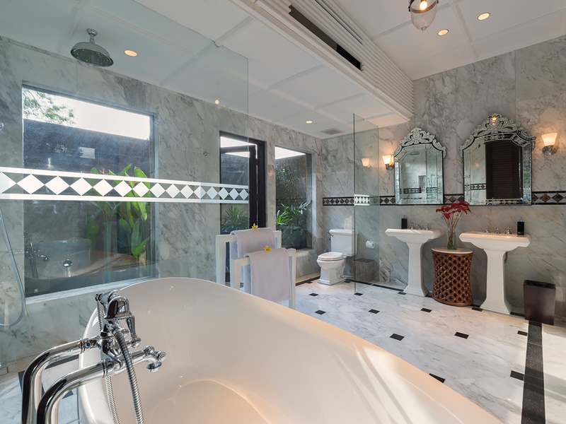 ​Kaba Kaba Estate - Pande Duur ensuite bathroom