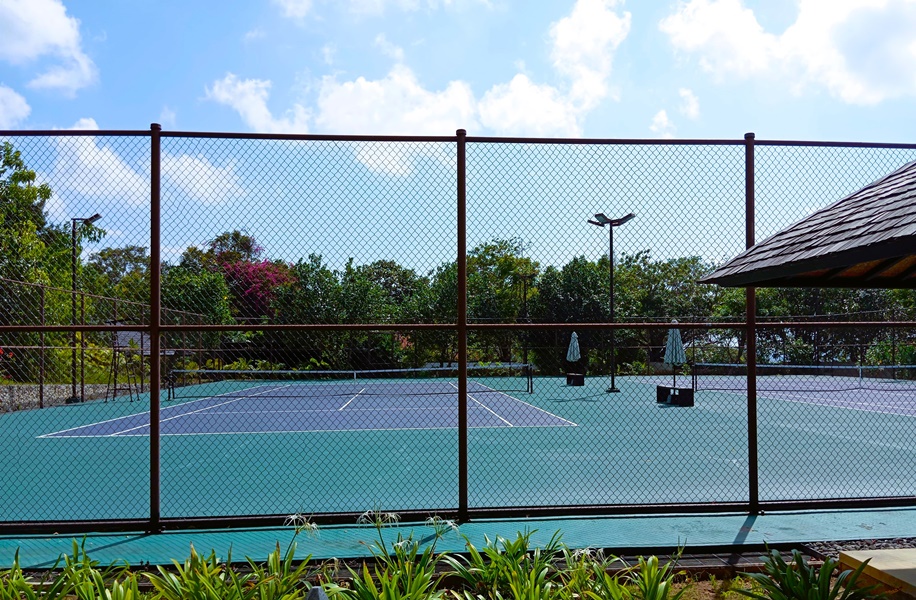 Tennis Courts